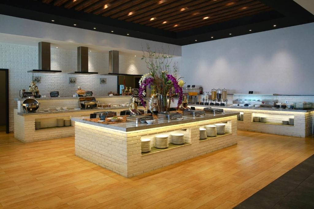 普禾加多加沃传统酒店 外观 照片